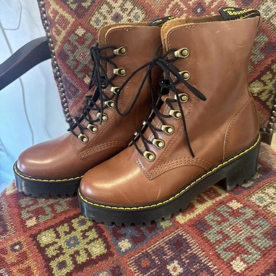 Dr Martens Mujeres Nuevas Talla 9UK 7 Sillín Tostado Leona Botas de Cuero Curado con Cordones Nuevas sin Caja   Foto 1 de 4