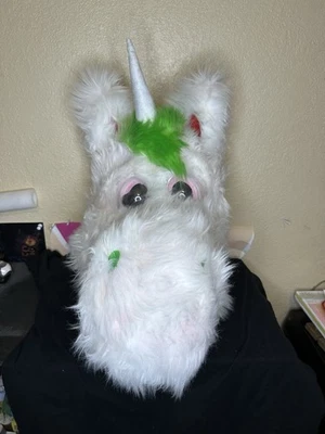 Máscara de cosplay usada de baja calidad con cabeza de fursuit de unicornio Foto 1 de 4