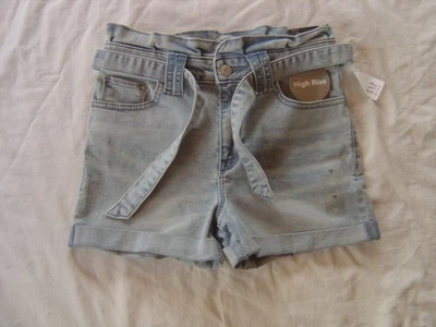 Pantalones Cortos Denim Gap Niñas Talla 12 Cintura Alta AZUL DESTEÑIDO CON PUÑOS NUEVOS CON ETIQUETAS Foto 1 de 3