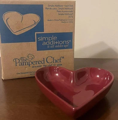2006 Pampered Chef Simple Additions 6” Valentine HEART DISH Red #2076 - Image 1 of 4