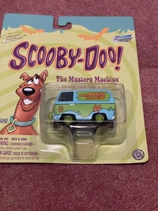 JOHNNY LIGHTNING HOLLYWOOD IN WHEELS SCOOBY DOO MYSTERY MACHINE - SHAGGY ROOF - Picture 1 of 4