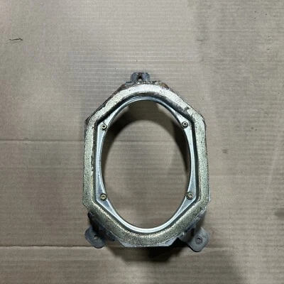 ✅Soporte/jaula altavoz trasero Ford Bronco 1992 1993 1994 1995 996 OEM Foto 1 de 2