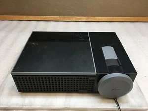 Dell 1209S Multimedia DLP Projector 2500 ANSI Lumens 1H5T6 with 113 lamp hours - Picture 1 of 6