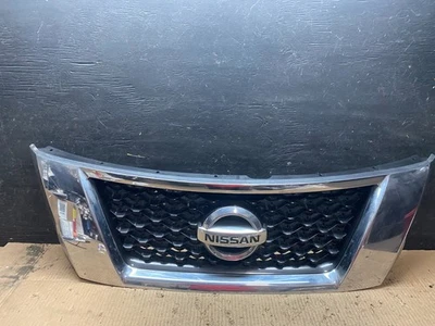 Parrilla cromada superior delantera Pathfinder 2013 a 2016 OEM T9969 DG Foto 1 de 4