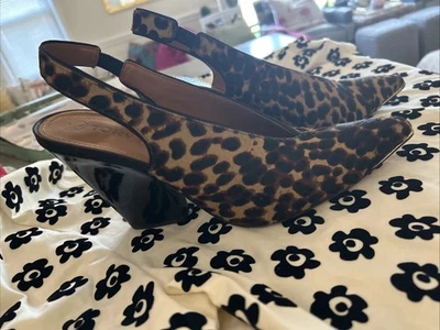 Tory Burch Animal Print Pelo de Poni Tacón de Cuña Punta Punta Punta Eslinga Trasera 10 $375 Bloom Foto 1 de 4