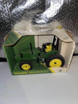 John Deere 6400 MFWD Tractor 1/16 Scale Collectors Edition Boxed Farm Toy - Image 1 of 4