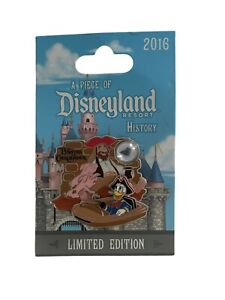 A Piece of Disneyland History Pin Pirates of the Caribbean 2016 LE 2000 Donald