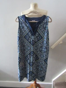 Women's Lands' End Blue Floral Tunic Dress Summer Large UK Size 16 - 18 - Picture 1 of 4