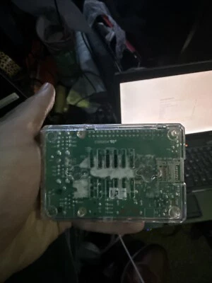 1xRaspberry Pi 2 Model B (900MHz, 1GB) Single Board Desktop - Image 1 of 2