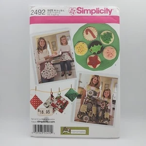 Simplicity 2492 Aprons Kitchen Small Medium Large Child Misses Pattern Uncut - Picture 1 of 7