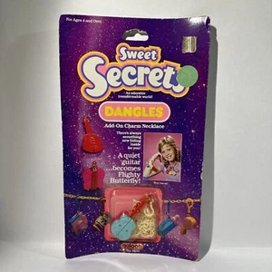 Vintage Sweet Secrets 1985 Dangles Flighty Butterfly Transforms Guitar Rare - Picture 1 of 13