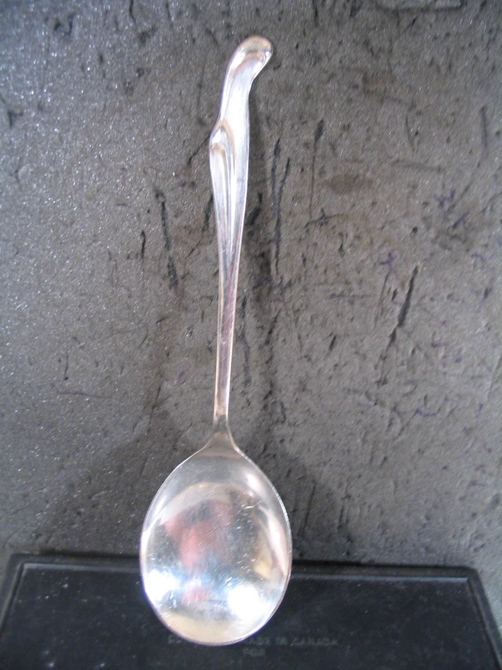  CUCHARA SOPA OVALADA POSTRE SURF PLATA ESTERLINA STIEFF 6 3/4" sin monograma Foto 1 de 1