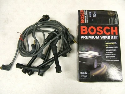 Juego de cables de bujía de encendido Bosch 09813 para Nissan Máxima 1989-1994 Foto 1 de 3