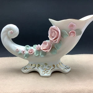 Vintage Lefton China Vase Raised Flowers Japan No Chips - Picture 1 of 8