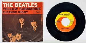 THE BEATLES “YELLOW SUBMARINE & ELEANOR RIGBY“ 45 RPM Record & Picture Sleeve - Picture 1 of 2