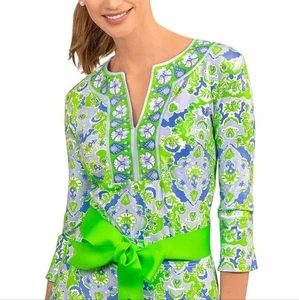 Camiseta Gretchen Scott Cuello Dividido Top Watteau Kelly Azul Grande Sofisticada - Imagen 1 de 11