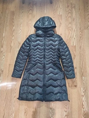 Abrigo chaqueta acolchada Dawn Levy Karen largo con capucha gris metalizado mediano para mujer Foto 1 de 4