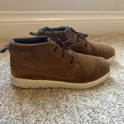 UGG Kid Sz 2 Canoe Suede Chukka Boots  - Image 1 of 4