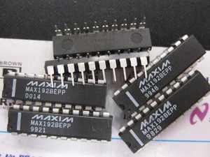1X MAX192BEPP Low-Power, 8-Kanal, seriell 10-Bit ADC MAX192 - Bild 1 von 1