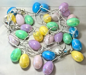 Vintage Easter String Lights Plastic Pastel Egg Light Covers Lot of 3         E3 - Picture 1 of 4