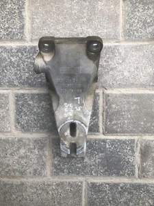 Opel Vauxhall Omega B 6 Cylinder Supporting Bracket Left 90496673, 90447530 - Bild 1 von 7