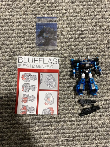Iron Factory EX-12 Blueflash Genesic (Blue Bluestreak) LOOSE Cover