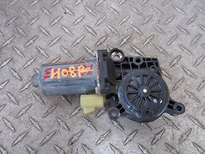 02 MOTOR REGULADOR VENTANA DELANTERA PASAJERO DERECHO CHEVROLET MONTE CARLO 3.8L 6CYL Foto 1 de 4