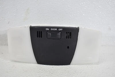 Лампа для чтения карт купольная для Nissan 370Z 2009-2017 годов выпуска от оригинального производителя 09-17 - Изображение 1 из 4