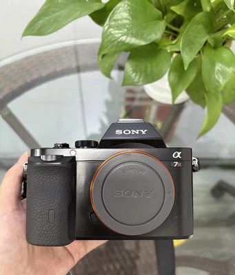 Câmera Digital SLR Sem Espelho Sony A7R 36.4MP - Apenas Corpo - 100% Funcionando - Imagem 1 de 4