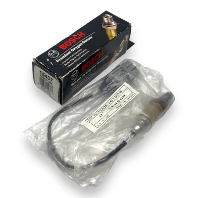 Bosch - Oxygen Sensor - 15437 - Infiniti Nissan Altima G20 Sentra 2000-2002 -NEW - Image 1 of 4