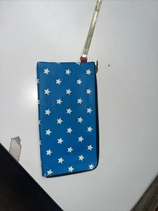 Wonder Woman Wristlet - Picture 1 of 2