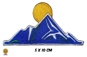 Sun and Mountain Patch — Iron On Badge Embroidered Motif — Outdoors Explore Moon - Picture 1 of 1