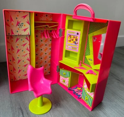 De colección 1986 Jem & The Holograms escenario trasero vestidor juego altavoces juguete Foto 1 de 4