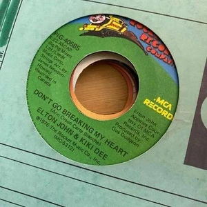 Elton John & Kiki Dee - Don't go Breaking my Heart PIG-40585 45rpm VG+ R39 - Picture 1 of 2