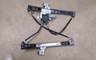 2002-2009 Chevrolet Trailblazer Front Left Window Regulator w/Motor  - Image 1 of 3