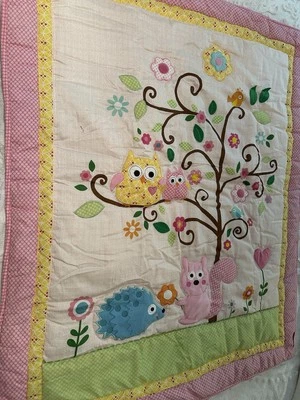 Crib Blanket 35x42 Pastel Nursery  Animal Theme Kids Line quilted, appliqués  - Image 1 of 4