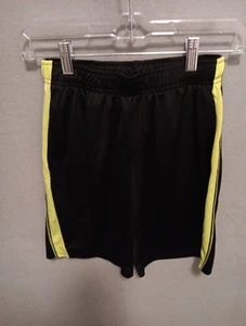 Dry Tec Boys Shorts Size Large - Picture 1 of 4