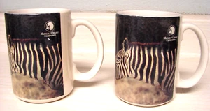2 MUTUAL OF OMAHA GLAS TASSEN - ZEBRA FOTO - Bild 1 von 3