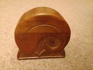 HAND CARVED INDIAN FISH DESIGN WOODEN CIGARETTE HOLDER/CASE/BOX - Picture 1 of 6