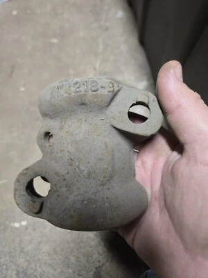 John Deere Disk Bearing Half Box KK4218b Nos Oem Kba - Image 1 of 4