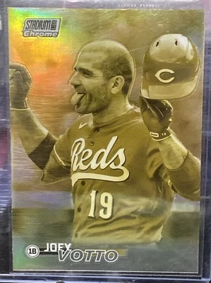 2023 Topps Stadium Club Chrome Joey Votto Gold Minted SSP Case Hit Reds - Image 1 of 2
