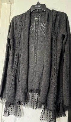 Cárdigan BKE Boutique Boho Pequeño Negro Frente Abierto Punto Encaje Foto 1 de 4