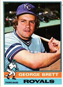 2 - 1976 Topps George Brett Cards #19 One is NM other has rounded corners