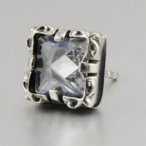 White CZ Stone Stainless Steel Fashion Charms Stud Earring G001C - Picture 1 of 6