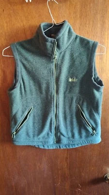 REI Youth Junior 大号 10-12 抓绒背心绿色 — 第 1/3 张图片