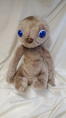 Showtime 12" E.T. 1982 vintage Muñeca de peluche extraterrestre Foto 1 de 4