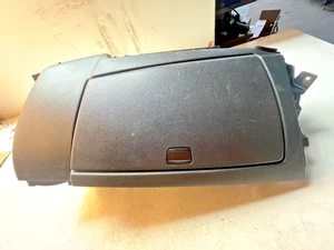 Guantera BMW Serie 1 E87 116i 1,6L 85 kW 115 CV - Imagen 1 de 13