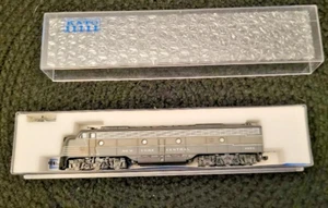 KATO N-Scale E8/9 NYC New York Central locomotive engine #4054 brand new - Photo 1 sur 6