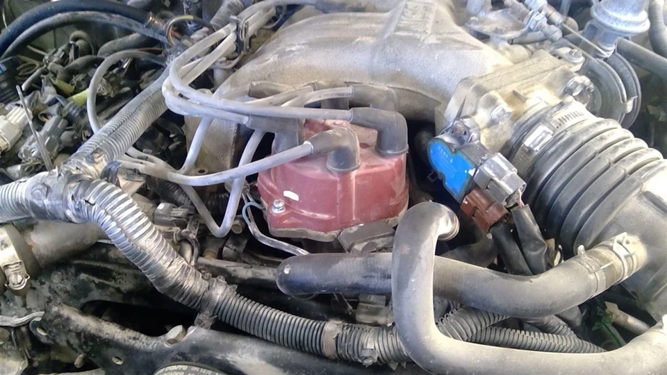 Distribuidor usado se adapta a: Nissan Xterra 2004 6 cilindros grado A Foto 1 de 4