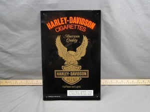 Letrero de metal vintage Harley Davidson cigarrillos calidad americana mezcla personalizada 1988 - Imagen 1 de 10